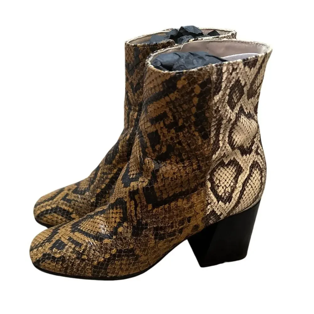 Freda Salvador Charm Leather Block Heel Ankle Boots Size 5.5